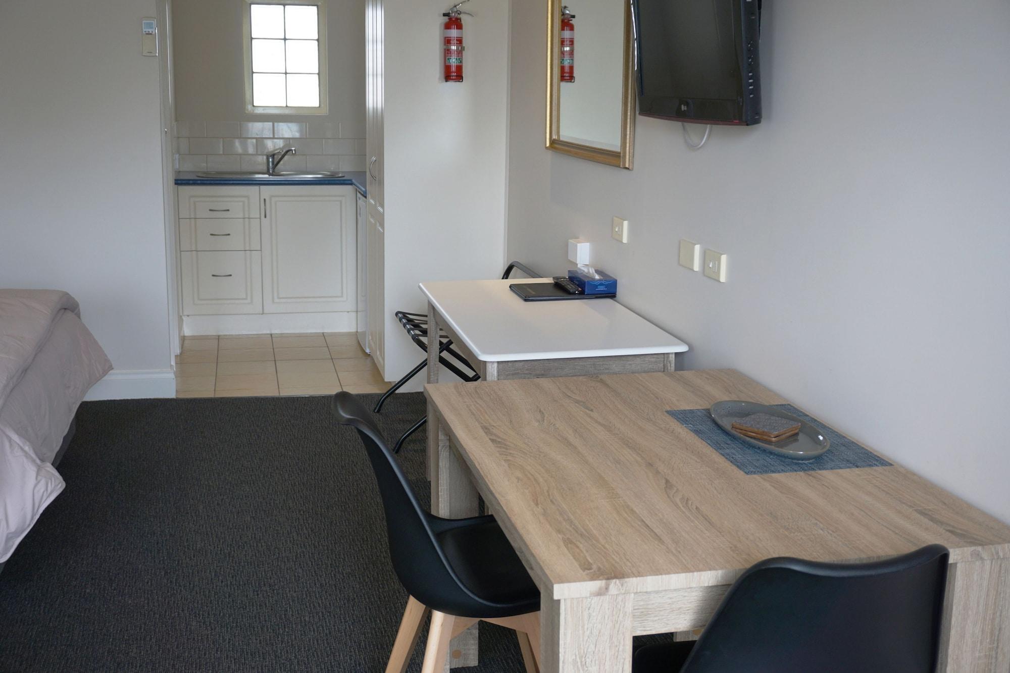 Ashmont Motel And Apartments Port Fairy Extérieur photo