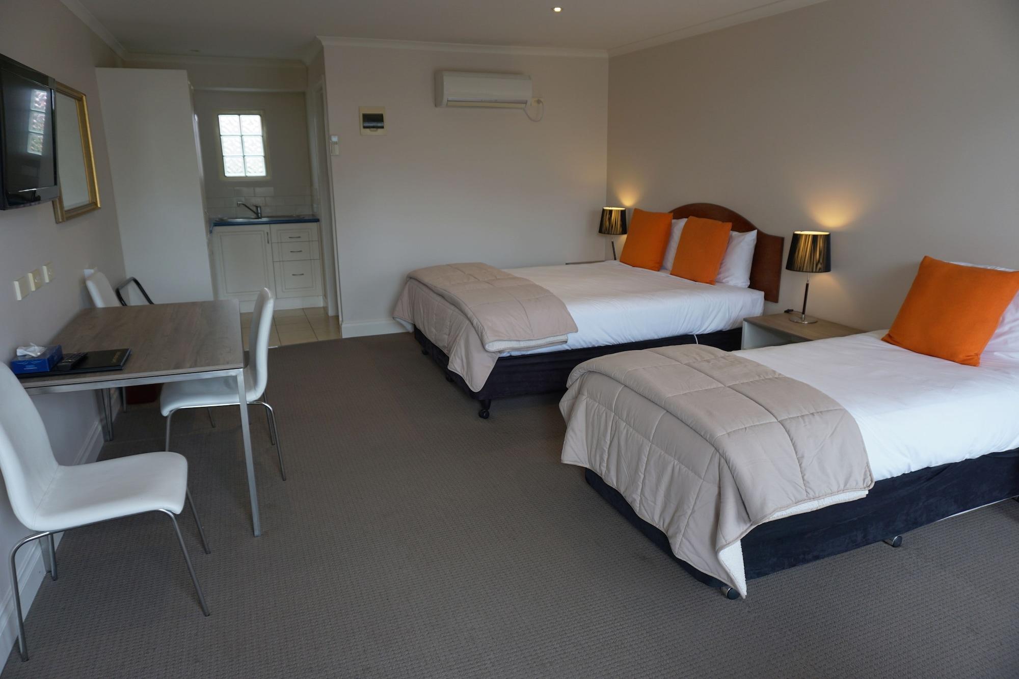 Ashmont Motel And Apartments Port Fairy Extérieur photo