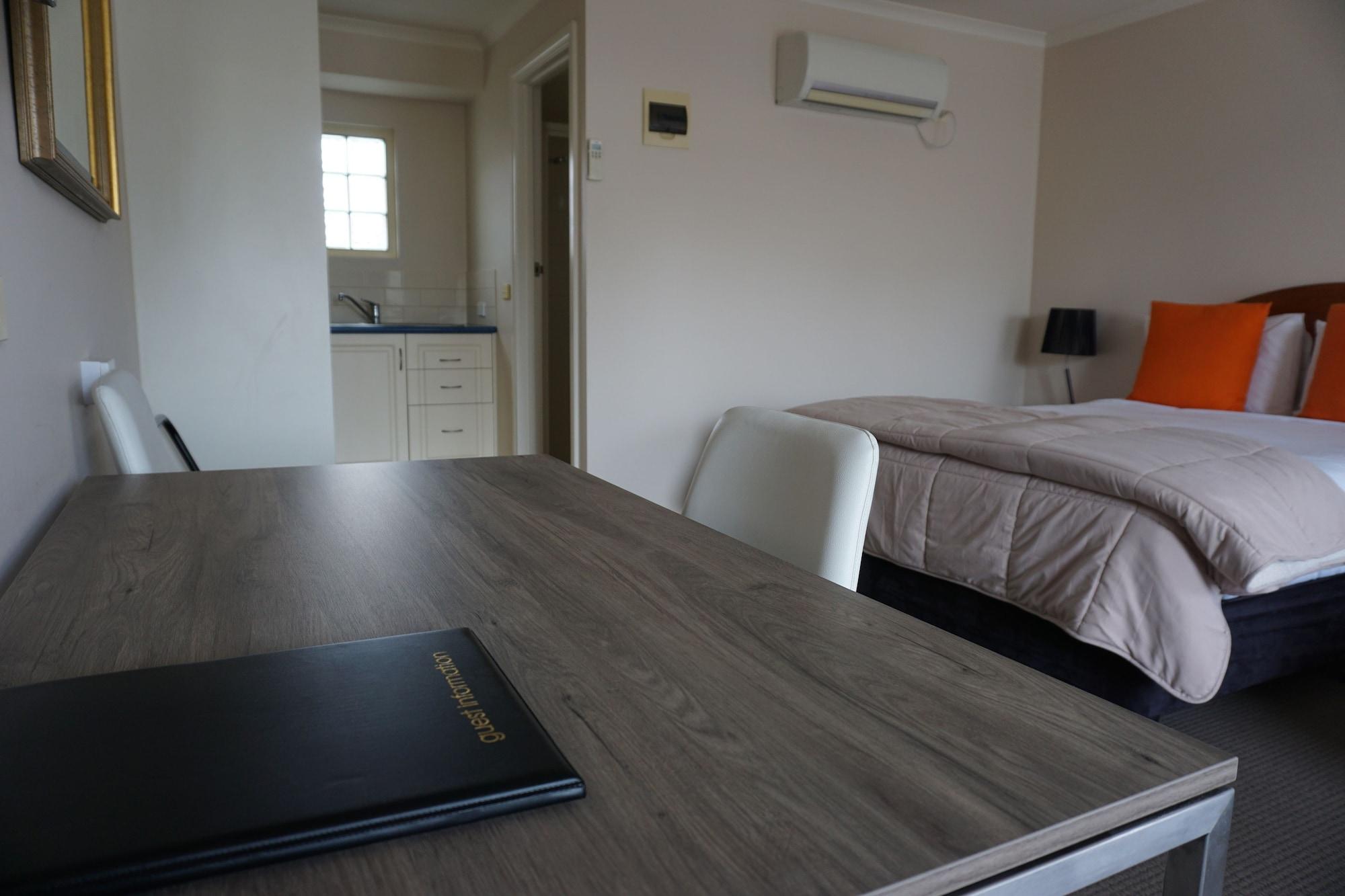 Ashmont Motel And Apartments Port Fairy Extérieur photo