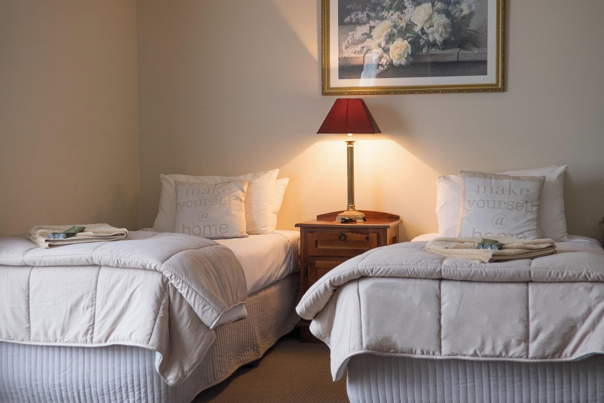Ashmont Motel And Apartments Port Fairy Extérieur photo