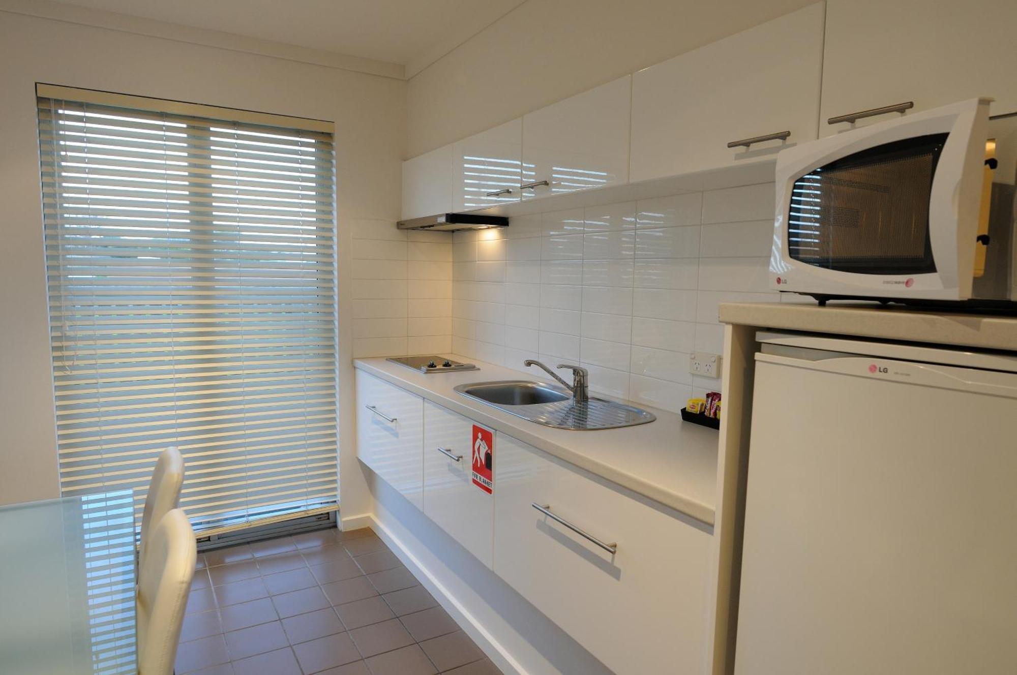 Ashmont Motel And Apartments Port Fairy Extérieur photo